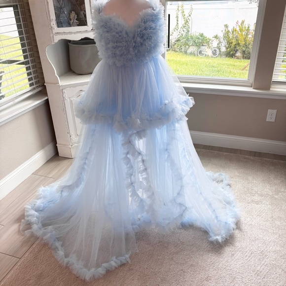 Other - NEW Tulle Maternity Dress for Photoshoot Bridal Robe Light Blue NWOT Size L